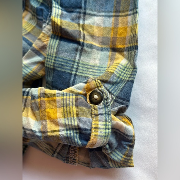 Genuine Kids from OshKosh Plaid Button-Up Shirt - Picture 6 of 6